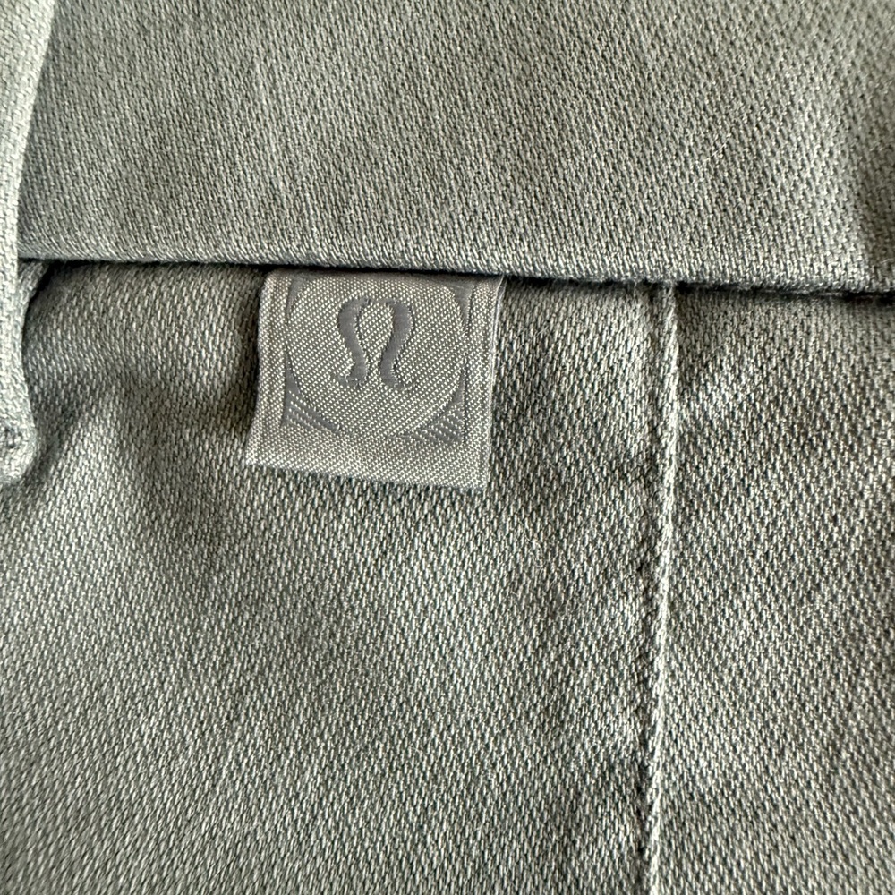 NEW Men’s Lululemon Shorts - Picture 10 of 12